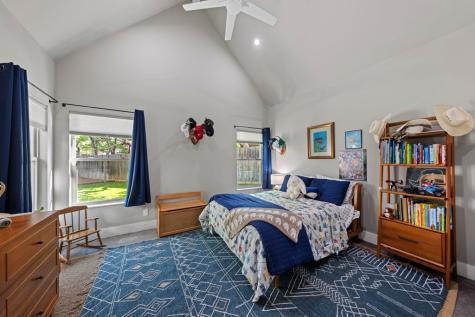 2146 Stone Gate Fredericksburg TX 78624