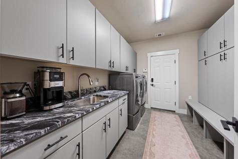 2146 Stone Gate Fredericksburg TX 78624