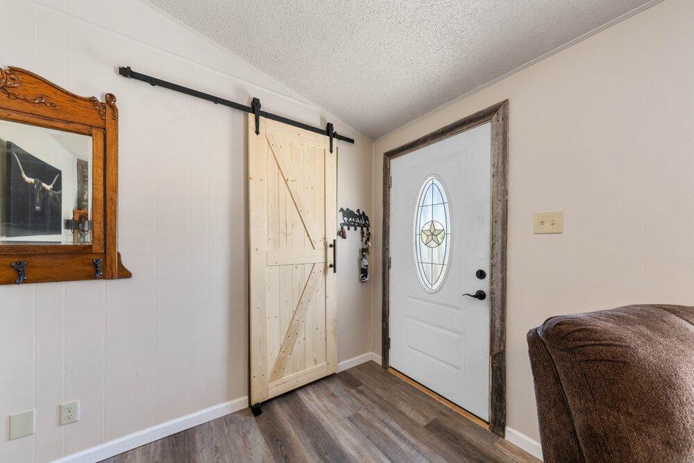 731 W Mountain View Trail Pipe Creek TX 78063
