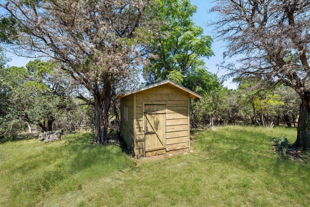 731 W Mountain View Trail Pipe Creek TX 78063