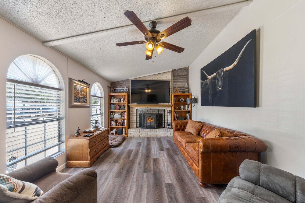 731 W Mountain View Trail Pipe Creek TX 78063