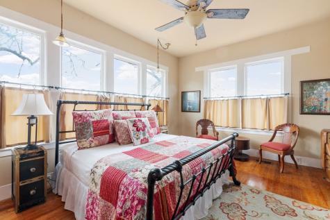 215 E Travis Street Fredericksburg TX 78624
