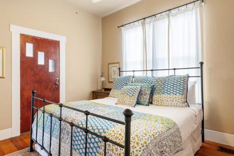 215 E Travis Street Fredericksburg TX 78624