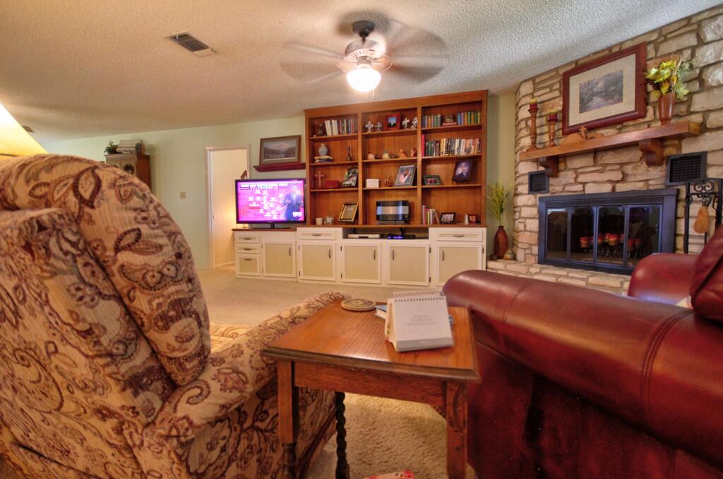 204 Sunset Drive Llano TX 78643