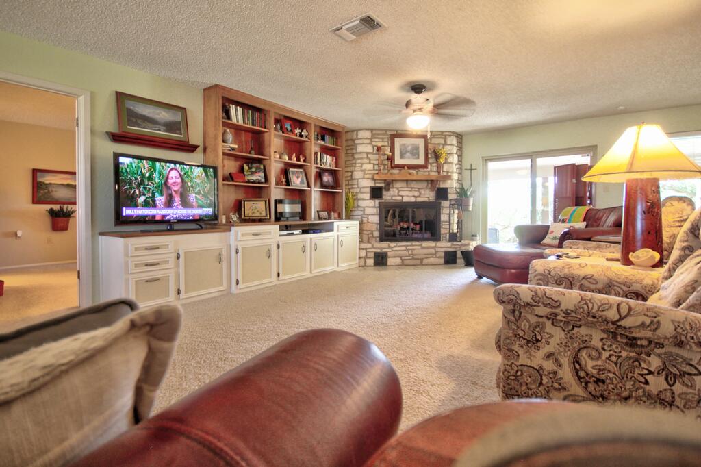 204 Sunset Drive Llano TX 78643