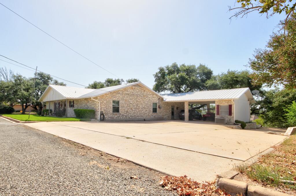 204 Sunset Drive Llano TX 78643