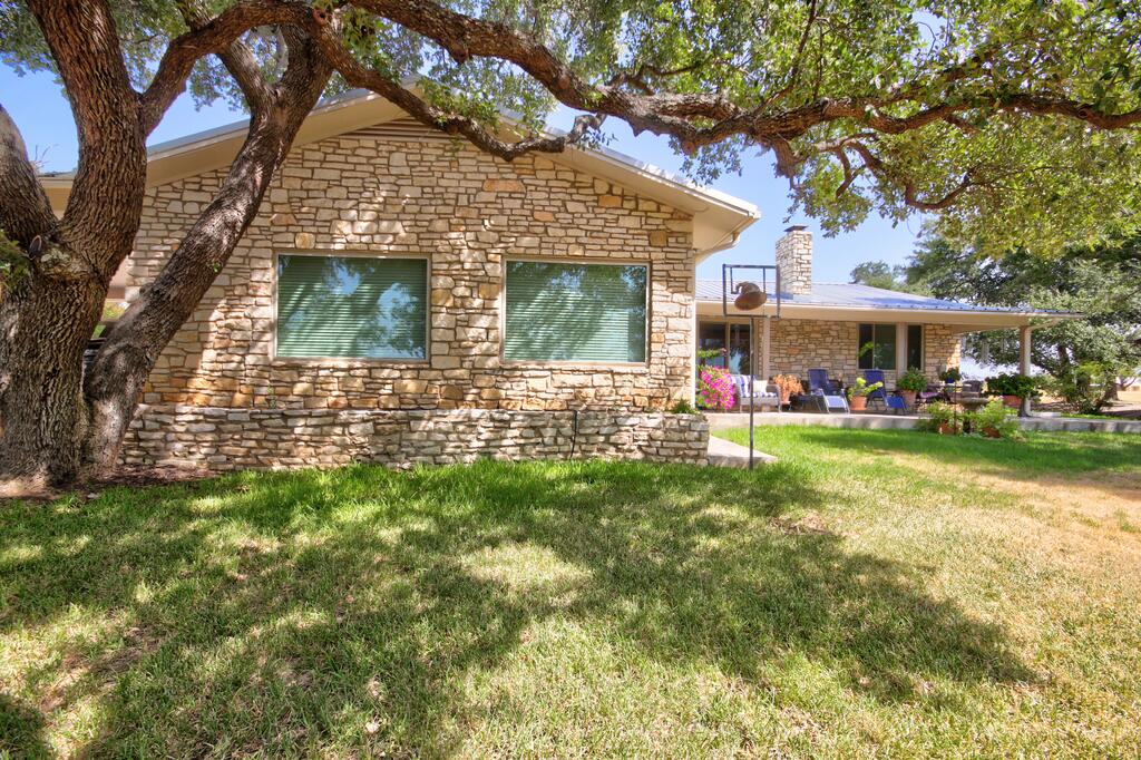 204 Sunset Drive Llano TX 78643