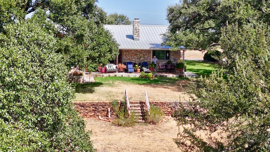 204 Sunset Drive Llano TX 78643