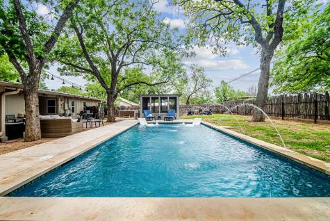 803 W Travis Street Fredericksburg TX 78624