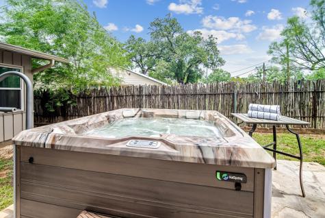 803 W Travis Street Fredericksburg TX 78624