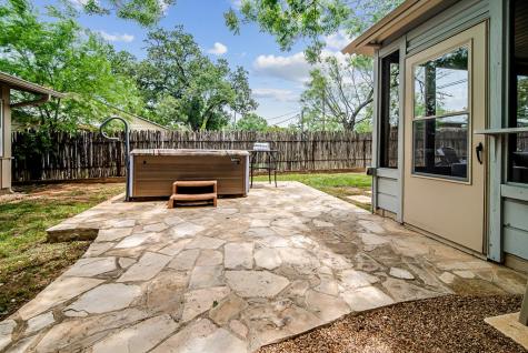 803 W Travis Street Fredericksburg TX 78624