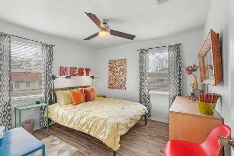 406 E College Street Fredericksburg TX 78624