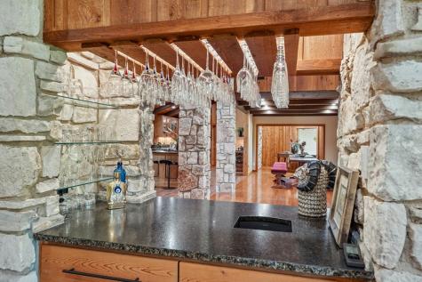 722 W Lacey Oak Parkway Kerrville TX 78028