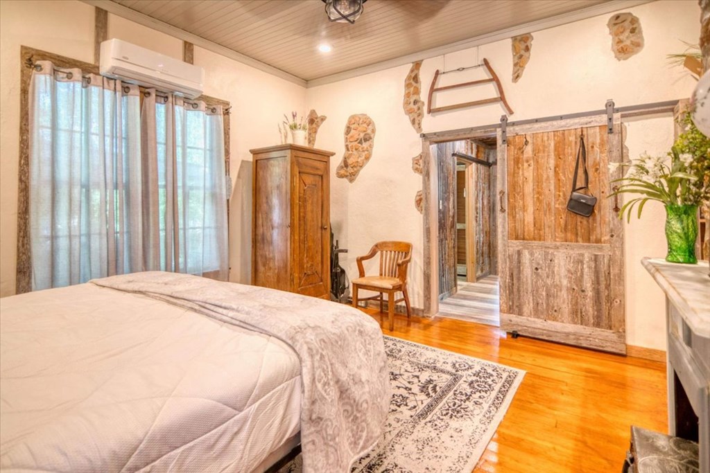 431 Fuschia Street Mason TX 76856