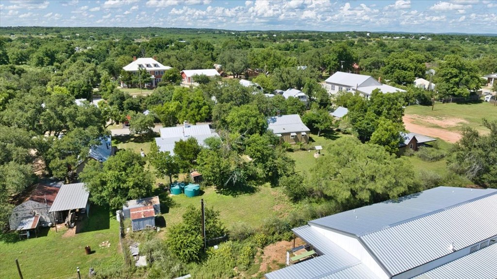 431 Fuschia Street Mason TX 76856