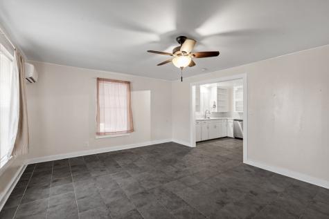 511 S Live Oak Street Mason TX 76856
