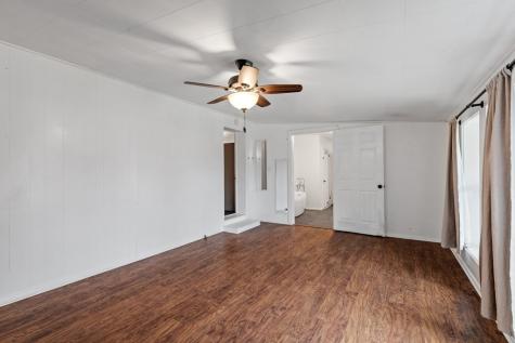 511 S Live Oak Street Mason TX 76856
