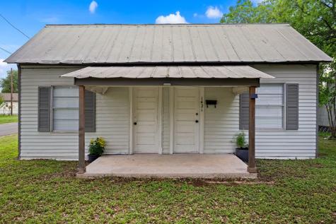 1421 Park Street Kerrville TX 78028