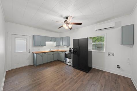 1421 Park Street Kerrville TX 78028