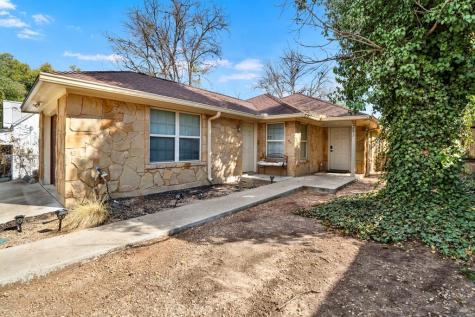 203 S Creek Street Fredericksburg TX 78624