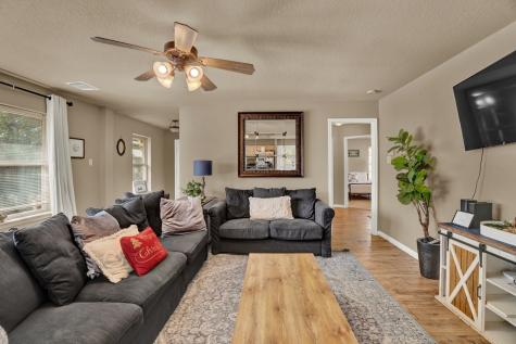 203 S Creek Street Fredericksburg TX 78624