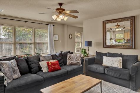 203 S Creek Street Fredericksburg TX 78624