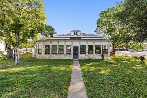 1028 Jefferson Street Kerrville TX 78028