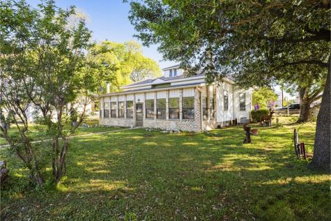 1028 Jefferson Street Kerrville TX 78028