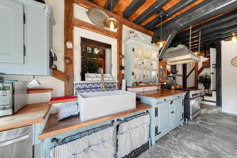 328 Himmel Road Fredericksburg TX 78624