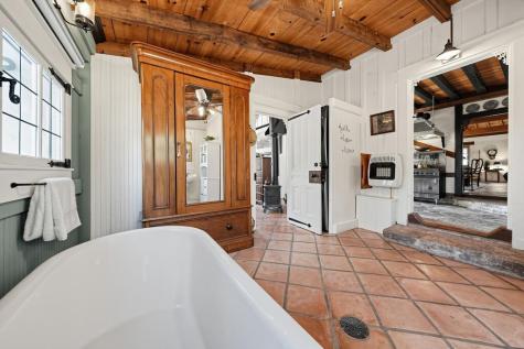 328 Himmel Road Fredericksburg TX 78624