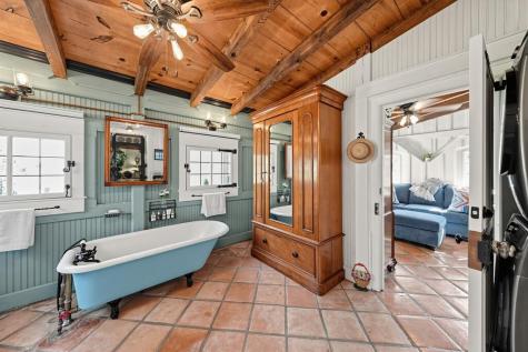 328 Himmel Road Fredericksburg TX 78624