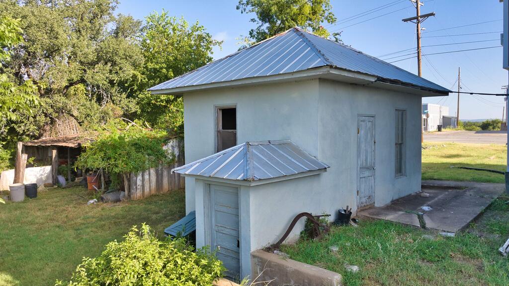 505 Fort Mckavitt Mason TX 76856