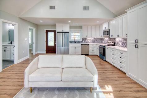 207 N Fourth Street Harper TX 78631