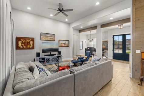 1916 Summit Top Kerrville TX 78028