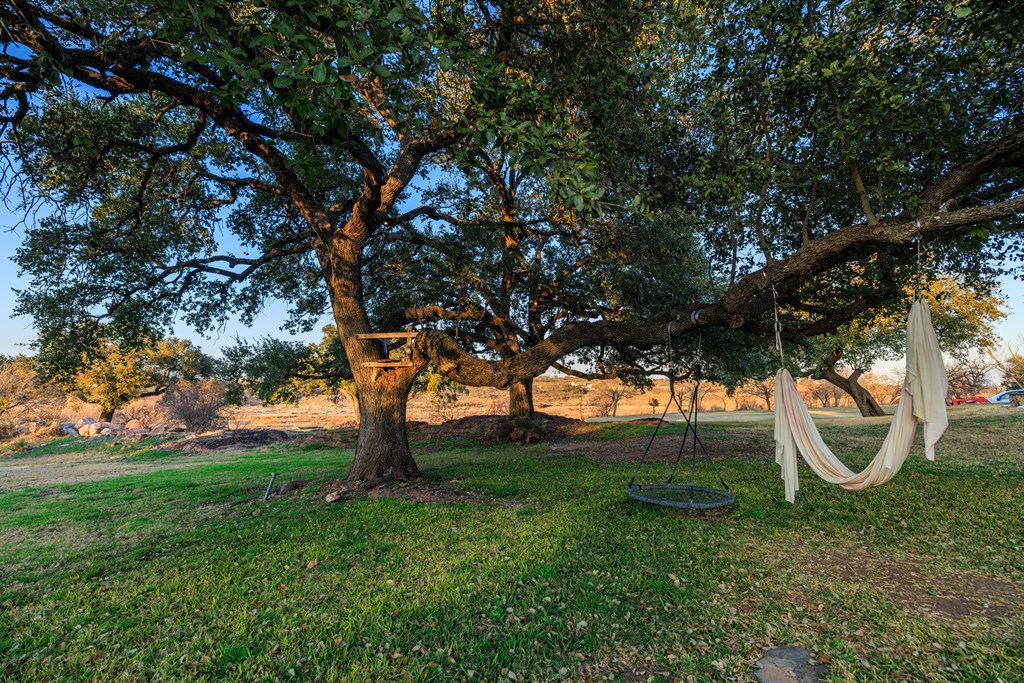 409 E Main Street Llano TX 78643