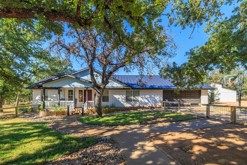 1180 Boos Lane Fredericksburg TX 78624
