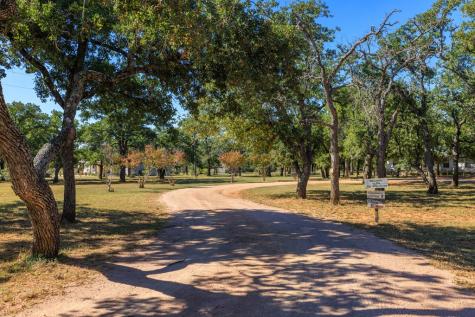 1180 Boos Lane Fredericksburg TX 78624