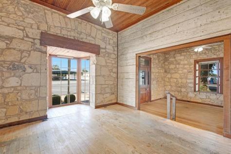 408-410 W Main Street Fredericksburg TX 78624