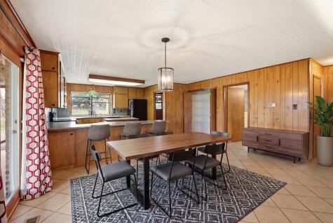 959 S Eagle Street Fredericksburg TX 78624