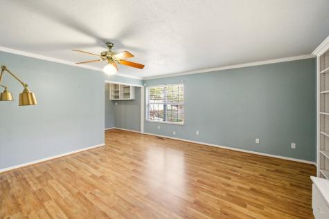 959 S Eagle Street Fredericksburg TX 78624