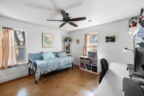 959 S Eagle Street Fredericksburg TX 78624