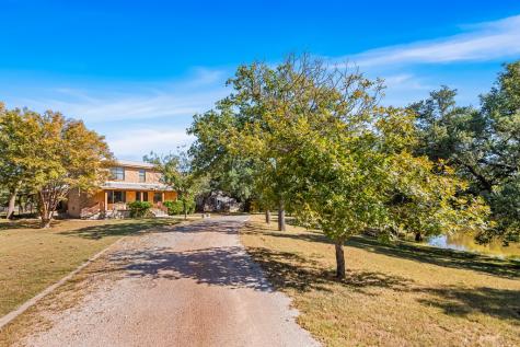 959 S Eagle Street Fredericksburg TX 78624