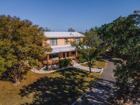959 S Eagle Street Fredericksburg TX 78624