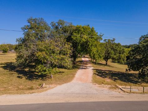 959 S Eagle Street Fredericksburg TX 78624