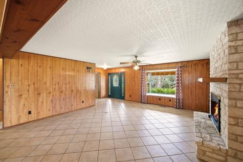 959 S Eagle Street Fredericksburg TX 78624