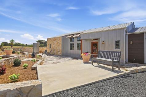 4273 N Morris Ranch Road Fredericksburg TX 78624
