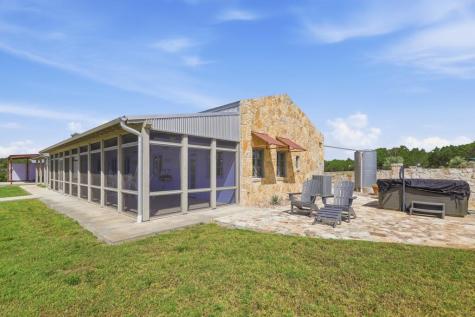 4273 N Morris Ranch Road Fredericksburg TX 78624