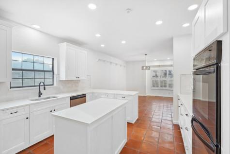502 Oakland Hills Lane Kerrville TX 78028