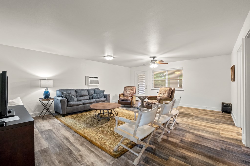 1100 W Highway 39 Ingram TX 78025