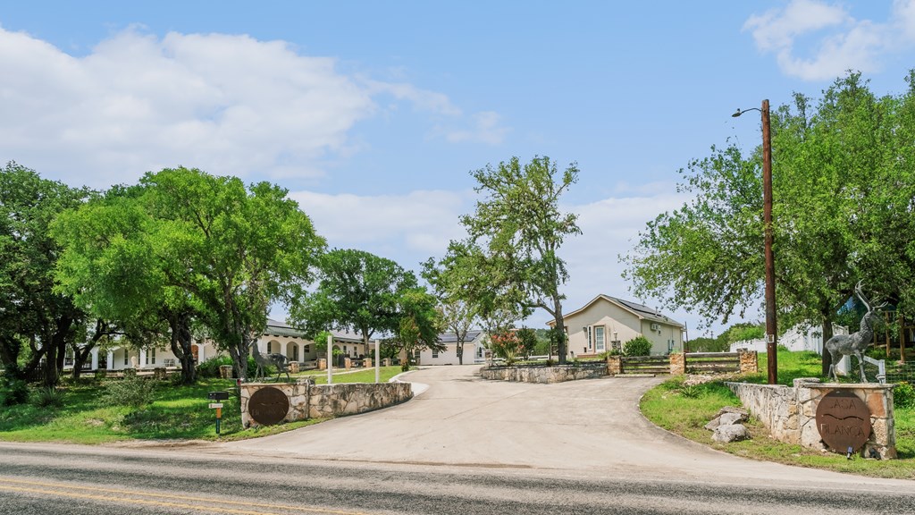 1100 W Highway 39 Ingram TX 78025